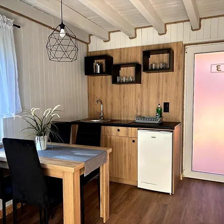 Apartmán Eden Domki, I *