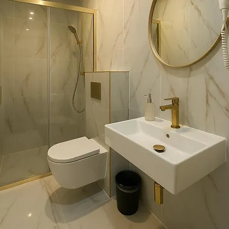 Eden Domki, I * Jastrzębia Góra