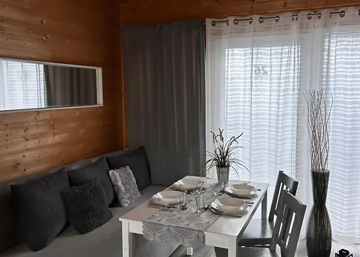 Eden Domki, I Jastrzębia Góra