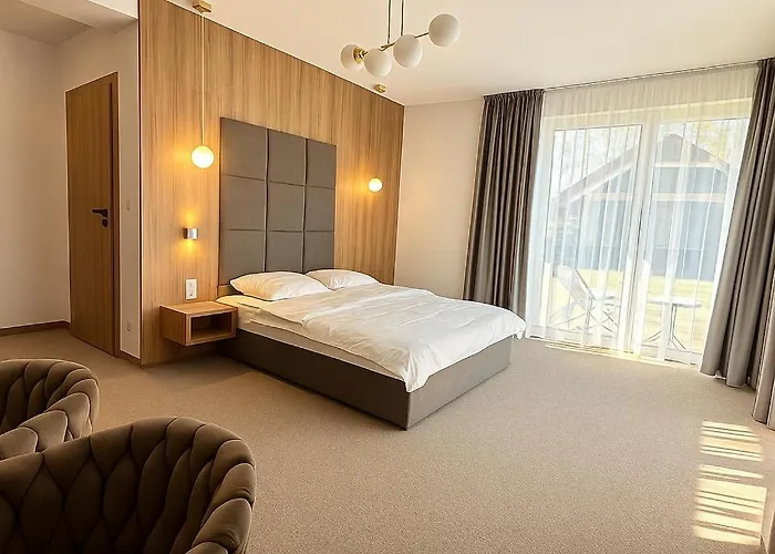 Eden Domki, I Jastrzębia Góra